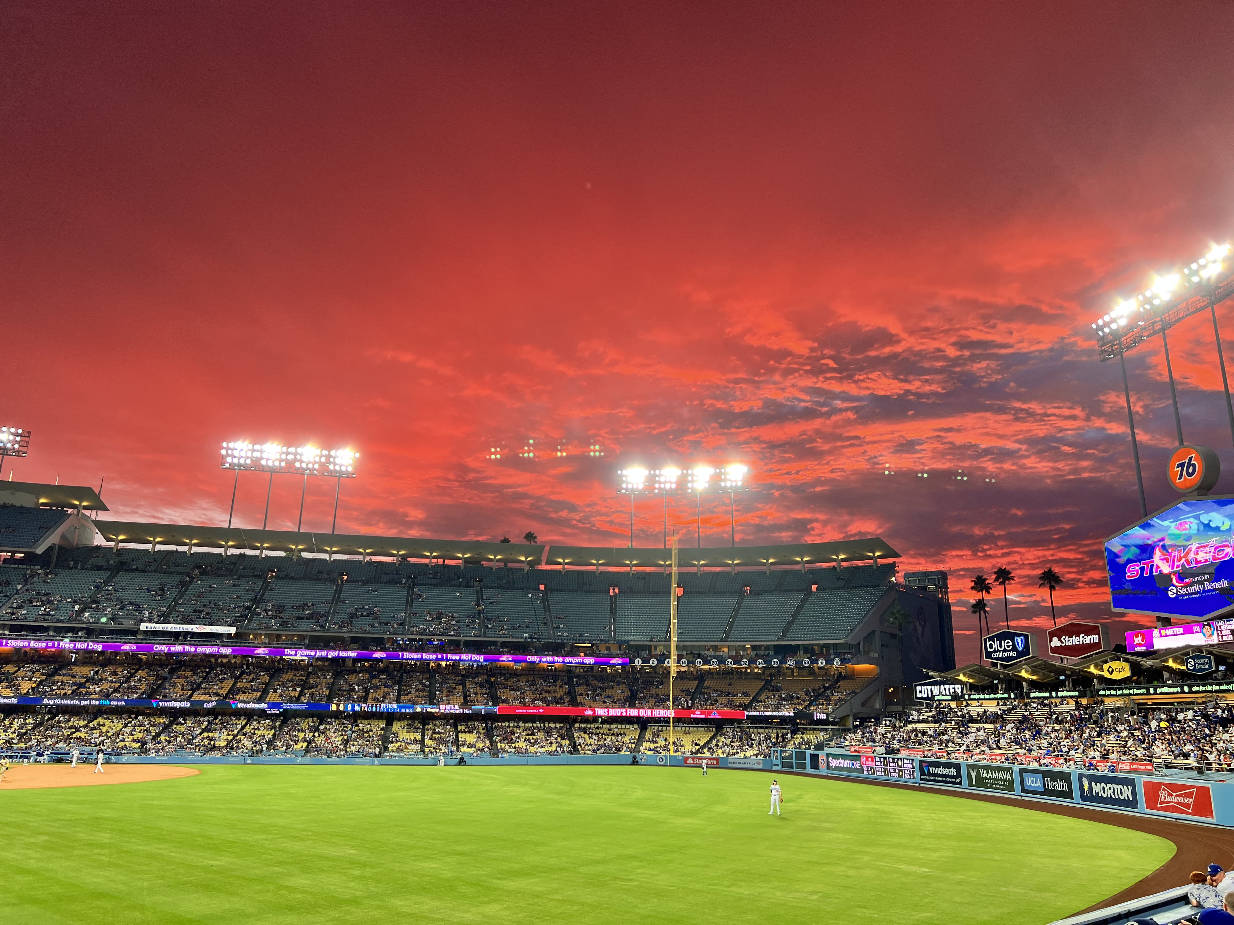 Los Angeles Dodgers vs San Diego Padres