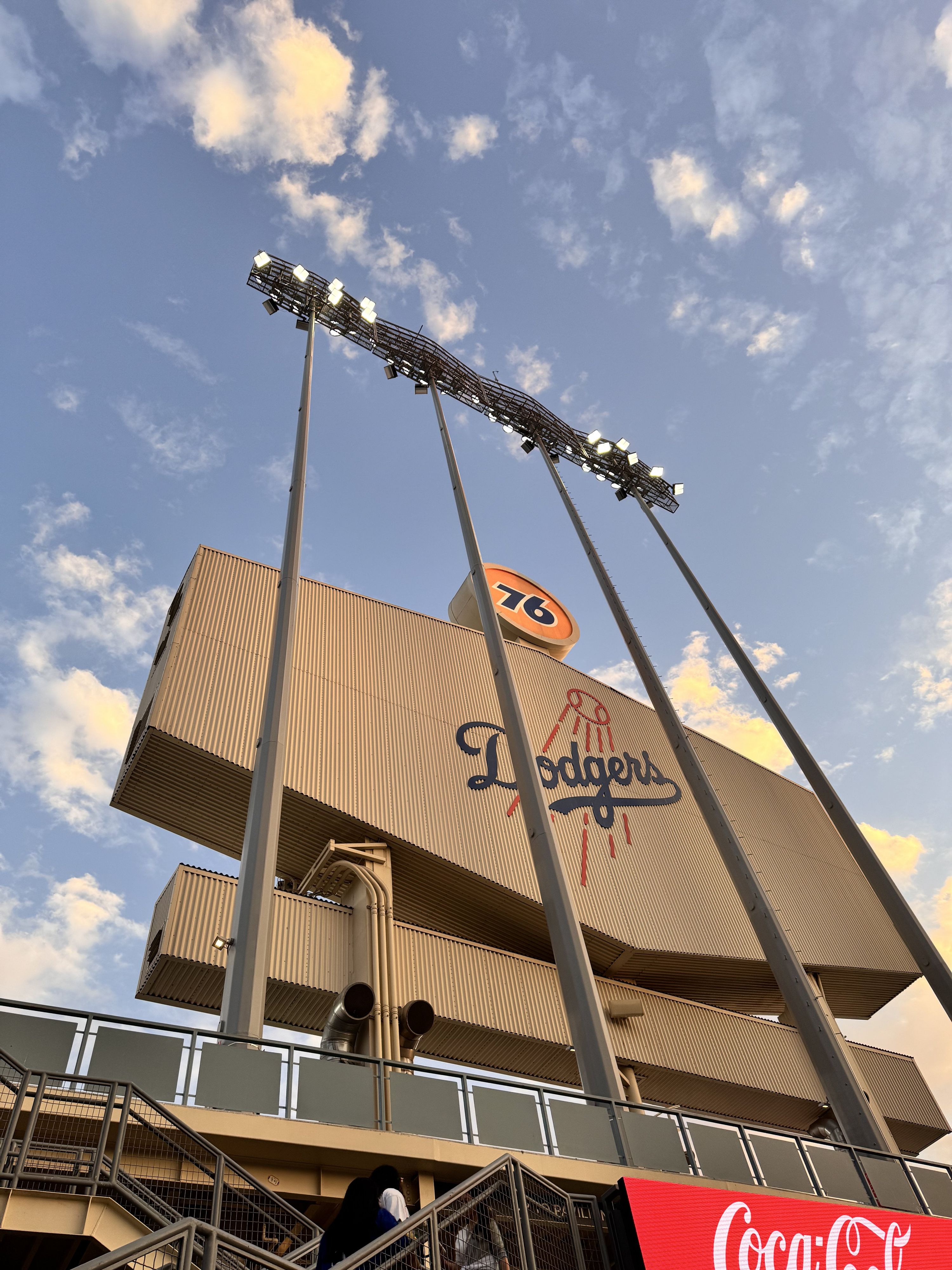 Los Angeles Dodgers vs Milwaukee Brewers