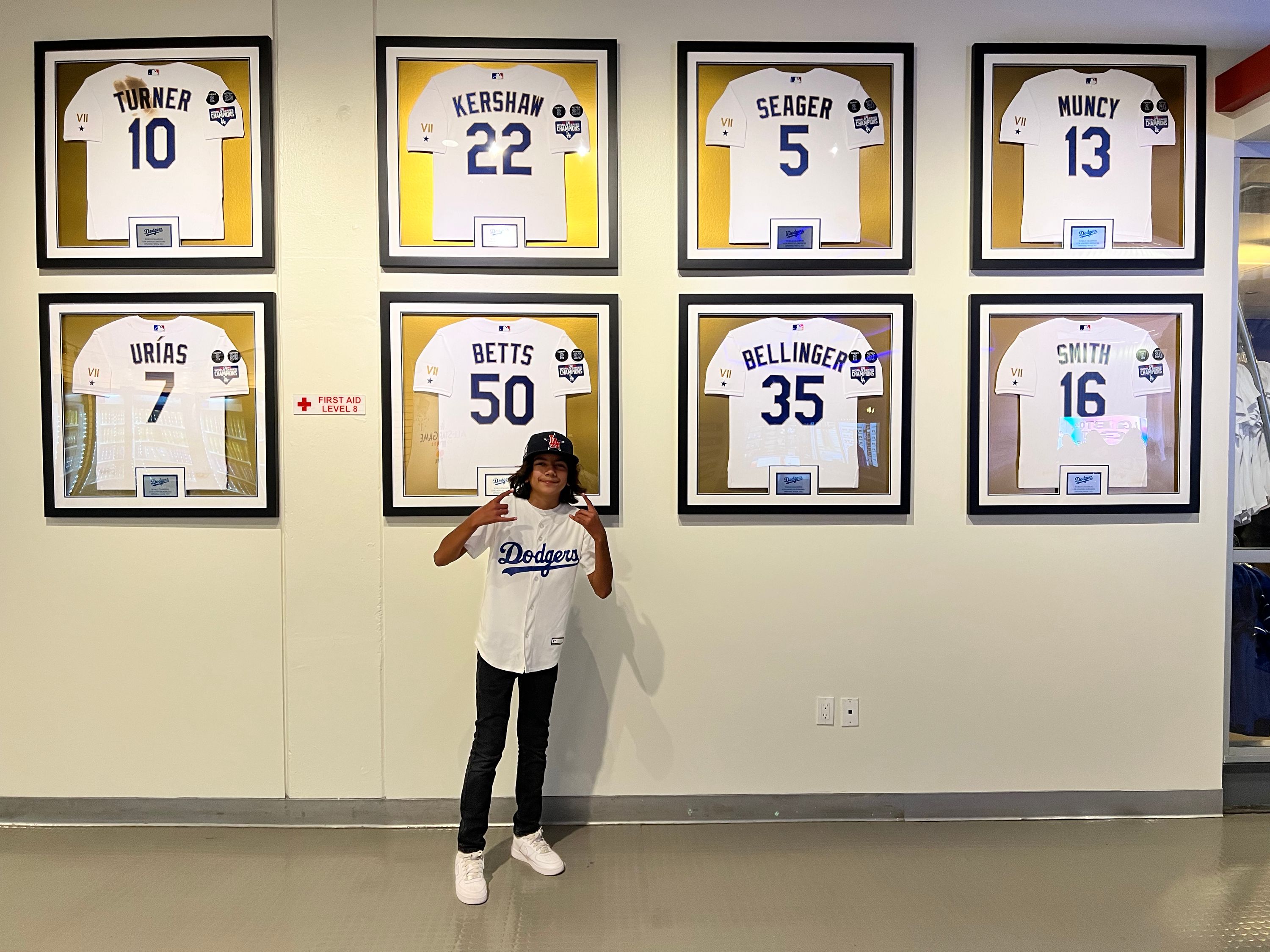 Los Angeles Dodgers vs Pittsburgh Pirates
