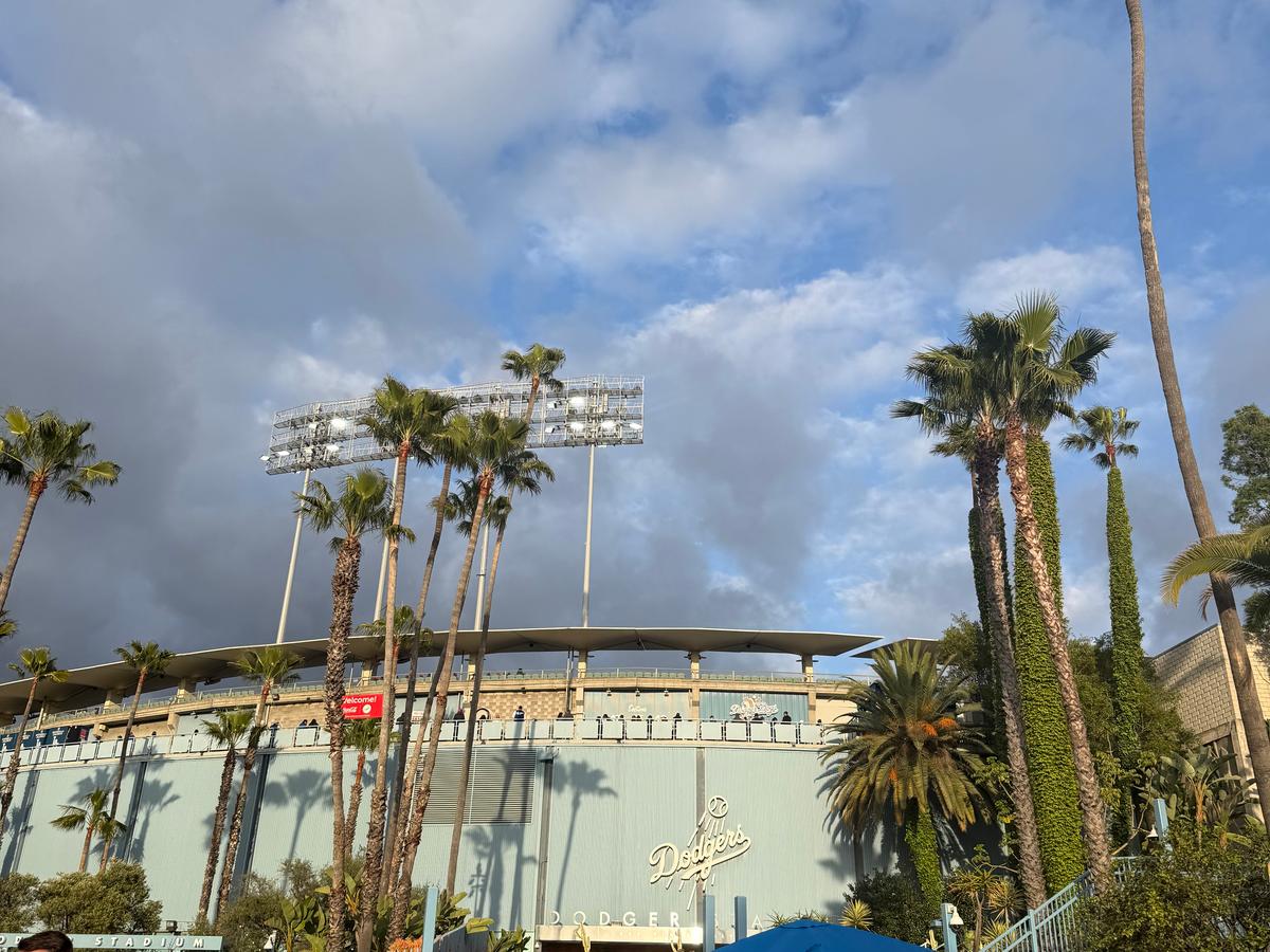 Los Angeles Dodgers vs Pittsburgh Pirates