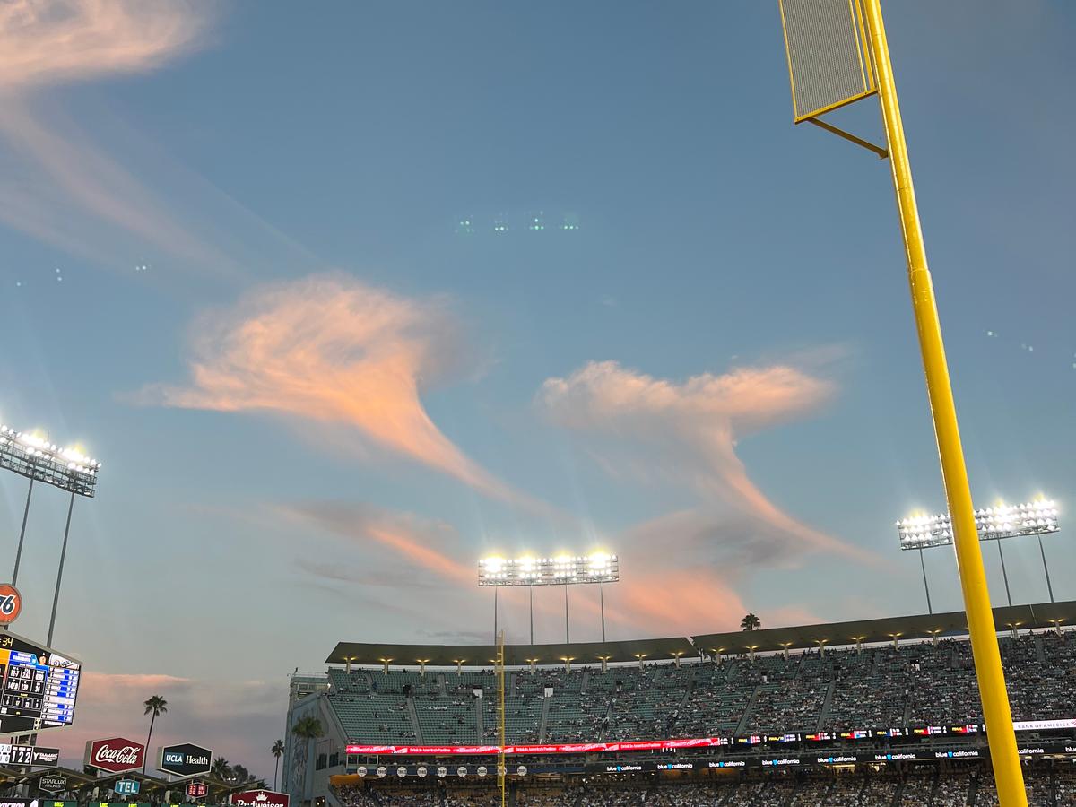 Los Angeles Dodgers vs Pittsburgh Pirates